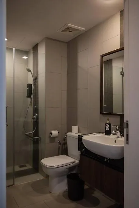 Family Seaview Suite With 3 Rooms By The Only Bnb Tanjung Tokong